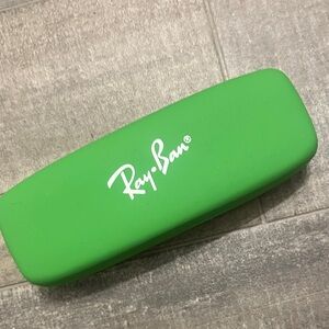 Ray-Ban Vibrant Green Case